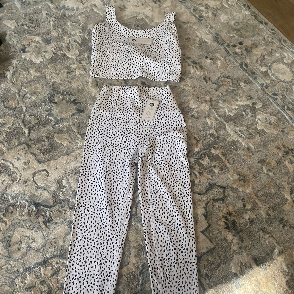 Astoria Activewear set